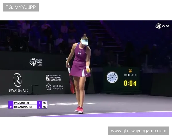 WTA年终总决赛-莱巴金娜决胜盘送蛋逆转斯瓦泰克,莱巴金娜腿